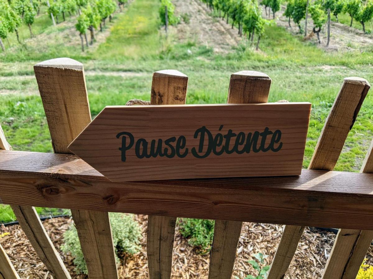 Le Domaine De La Tour Des Vents Bed and Breakfast Bergerac Exteriör bild