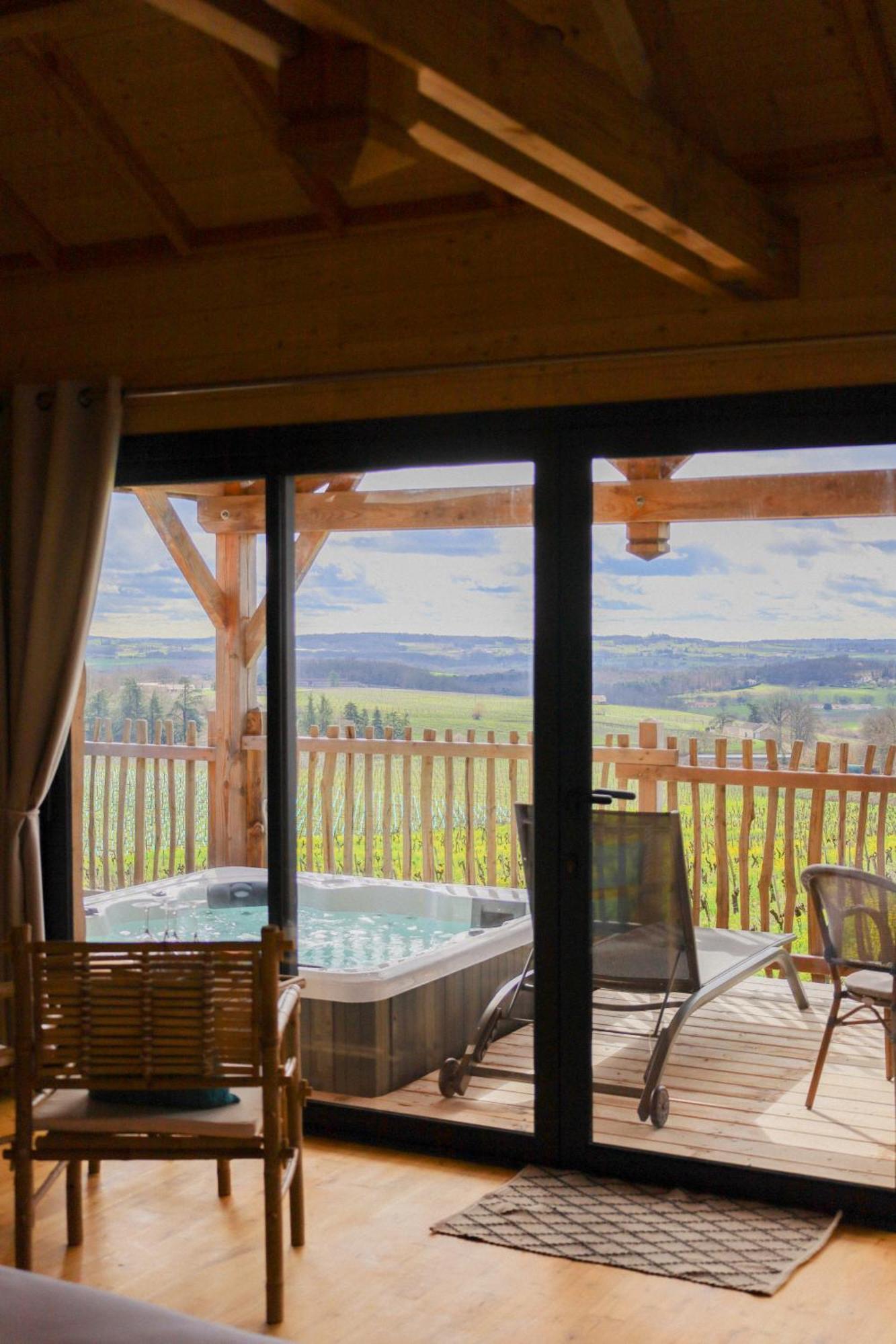 Le Domaine De La Tour Des Vents Bed and Breakfast Bergerac Exteriör bild